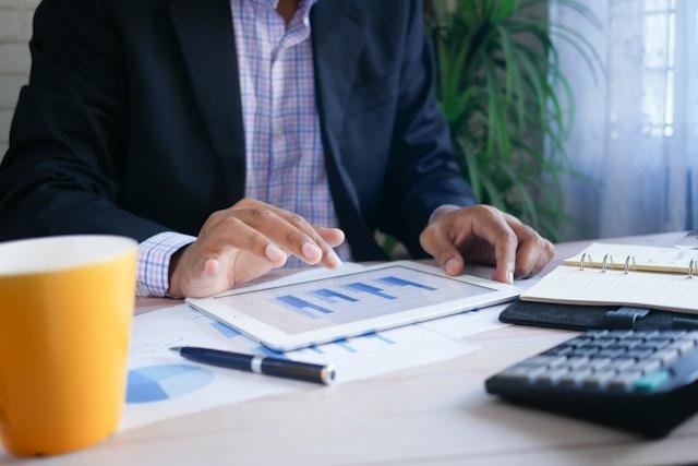 Avoid These 7 Red Flags When Choosing a Financial Translation Service