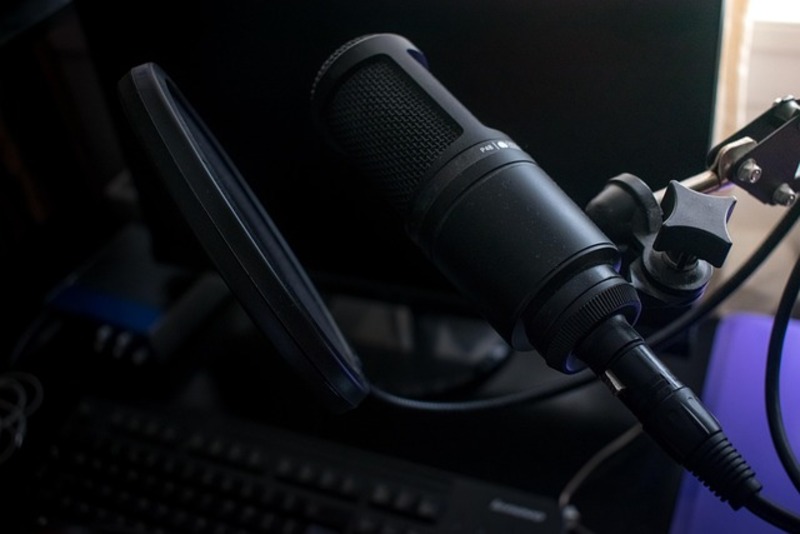 The right multilingual voice-over talent helps reduce misunderstandings