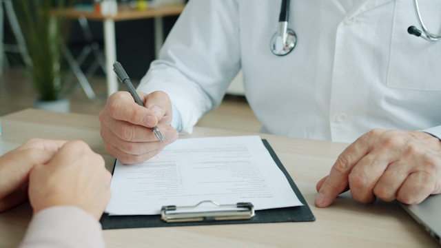Medical translation services help make medical reports easier to understand. Image source: unsplash.com.