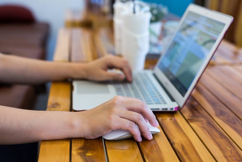 Website machine translation should be implemented using a measurable workflow.